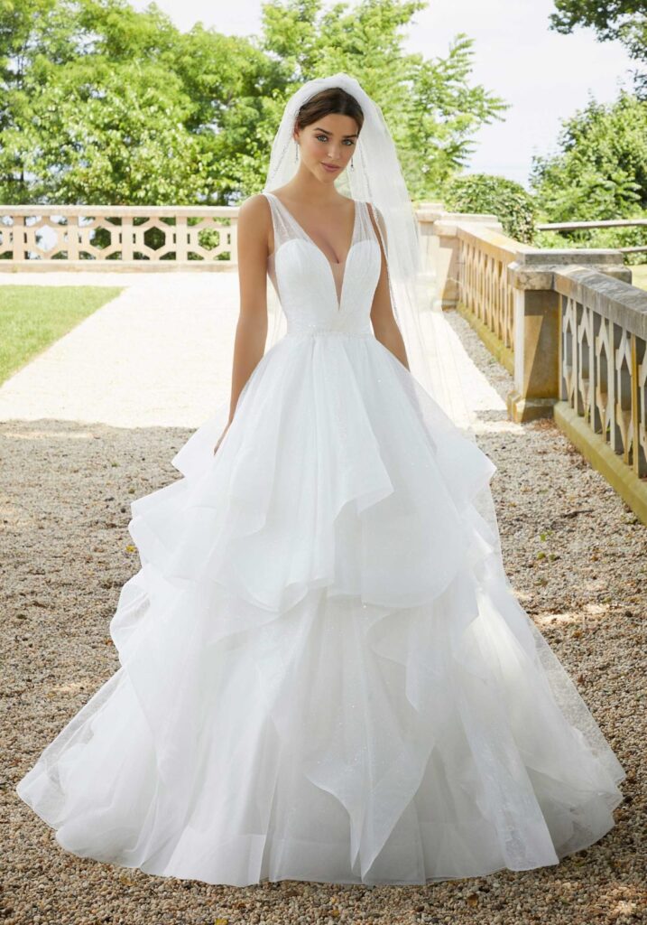Robe de mariée élégante Vindress Ivoire Regular Long col en V Nouveau (non modifié) Tulle Taille 40